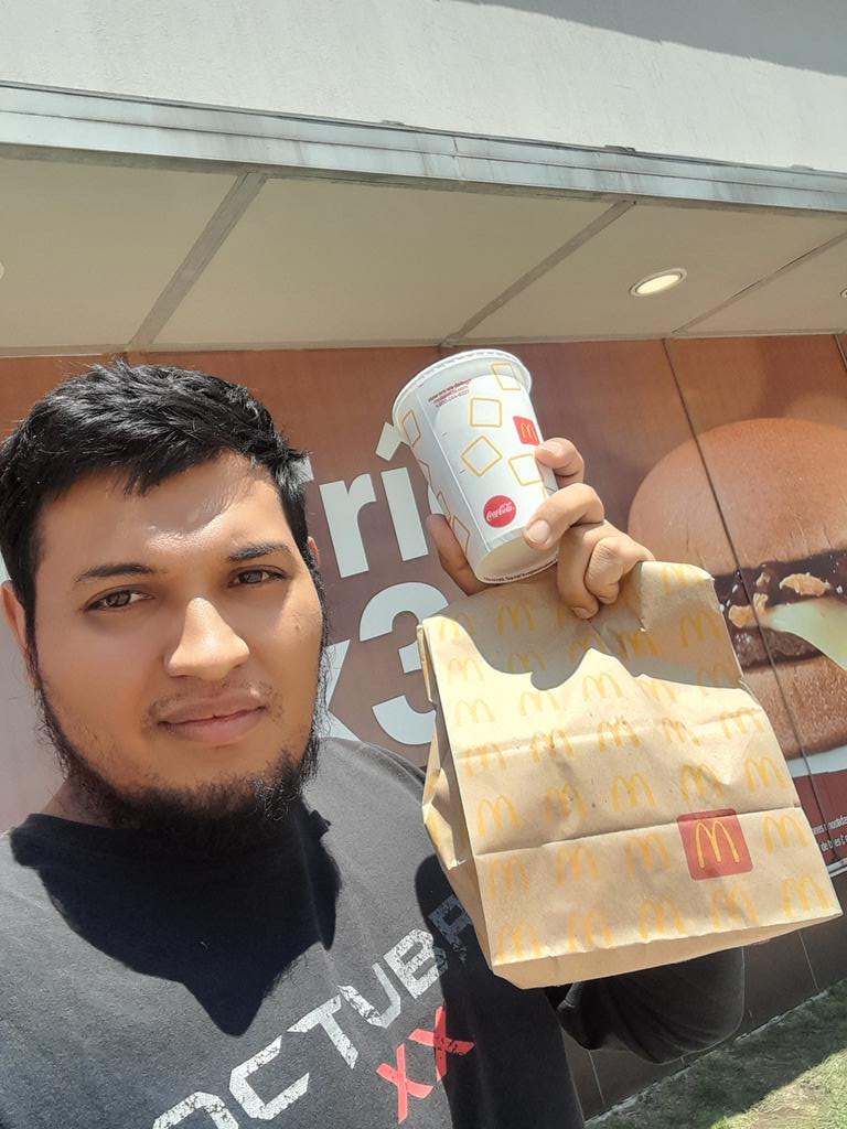 Animatronixx tweet media