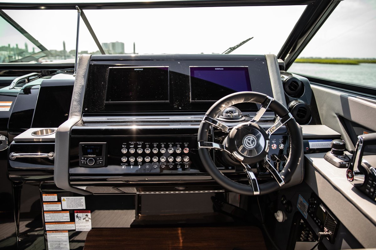 MarineMax tweet media