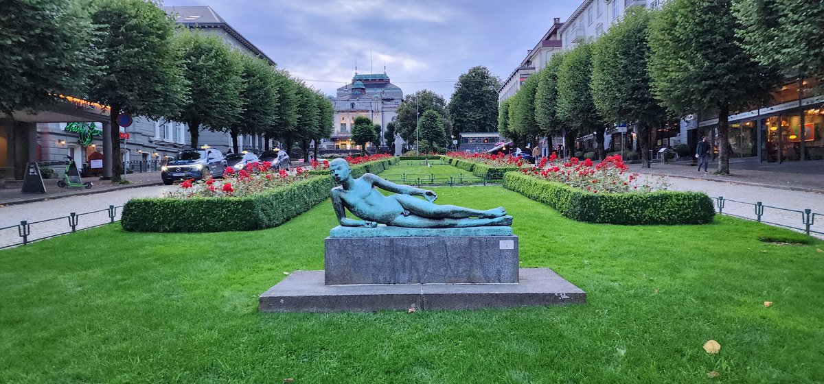 Adrienne Olson tweet media