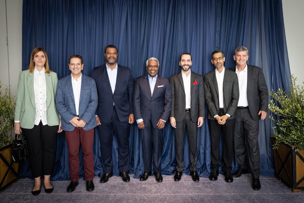 Google Cloud tweet media