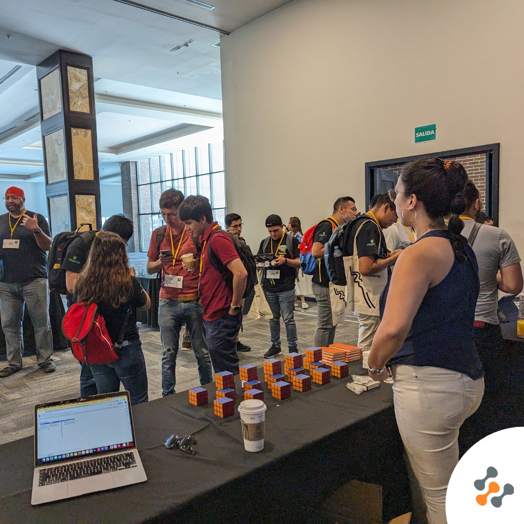 EnsitechMx's tweet image. ¡Gracias por unirte a nosotros en el evento #PyConLatam2023! Extendemos también este agradecimiento a nuestros compañeros, quienes asistieron como representantes del #Ensiteam y realizaron un trabajo formidable. 🧡 🐍