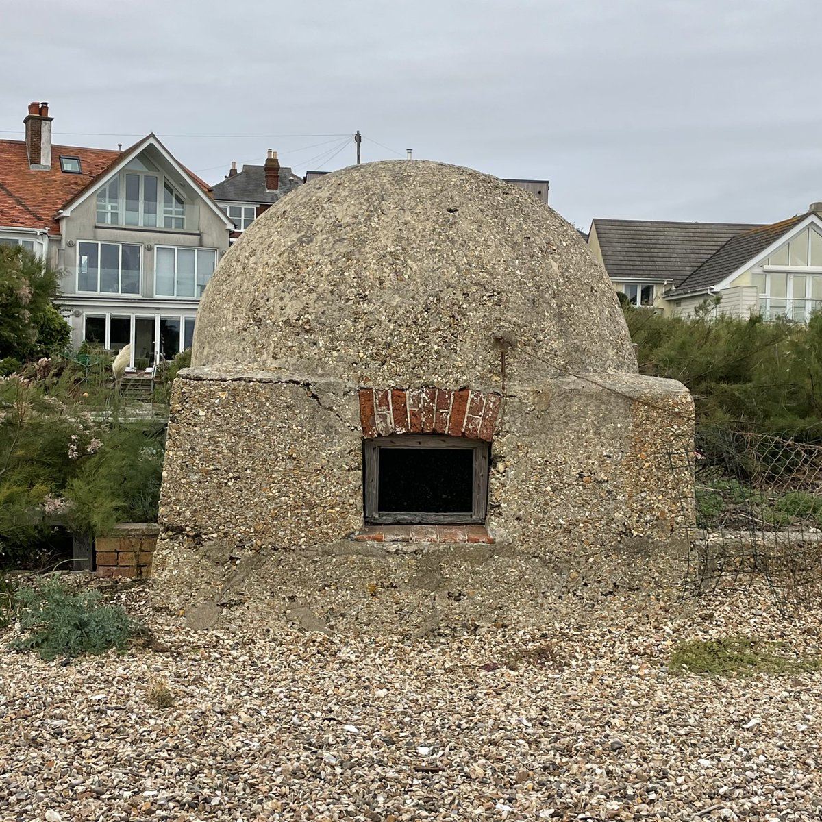 Bit of 20th Century archaeology on this evening’s dog walk. 
WWII Gun Emplacement, Hill Head Beach, Hampshire #HampshireArchaeology #militaryheritage #wwii