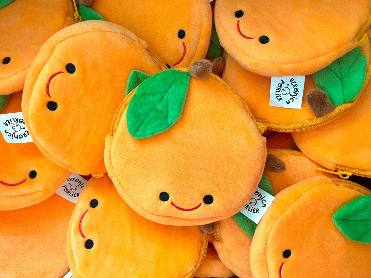 veronicaporlier's tweet photo. 🍊CLEMENTINE PLUSHIE/POUCH PRE-ORDERS UPDATE🍊 

I know I've said this a few times, but just posting here again for those who missed that the plushies/pouches pre-orders are on their way to me and I will be shipping them out at the beginning of September! 🍊 https://t.co/Y0el9jlPmH