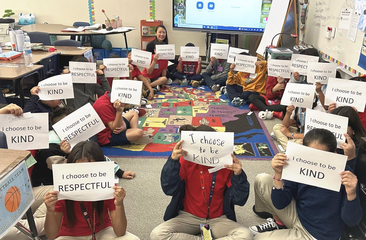 Our Cougars bringing in the September character trait, Respect. We choose to be Respectful and Kind. @KennedyCougs #SocialEmotionalLearning #SELlessons #CharacterStrong #CharacterCounts #KindnessBeginsWithMe #BeRespectful