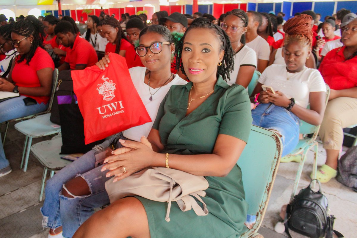 UWImona's tweet photo. At The UWI Mona, you're not just gaining a world-class education – you're joining a community of thinkers, dreamers and trailblazers. Let your time here ignite your passions and fuel your aspirations. The journey is yours to define. #OneUWI #PelicanPride #TheUWIMona https://t.co/nbXgpRYCHc