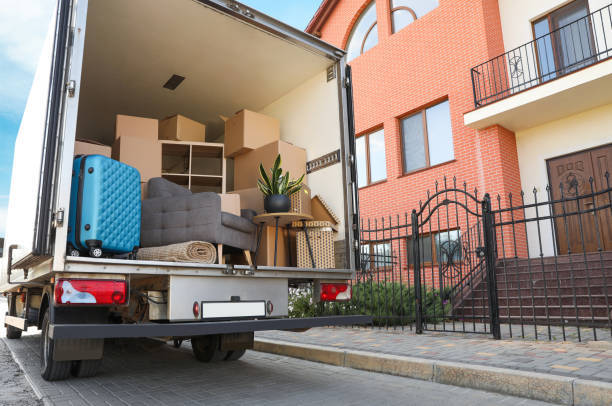 Stanford_VL's tweet image. Did you know that the average American will move 11.7 times in their lifetime? That's a lot of packing and unpacking! #moving #movingcompany #interstatemoving