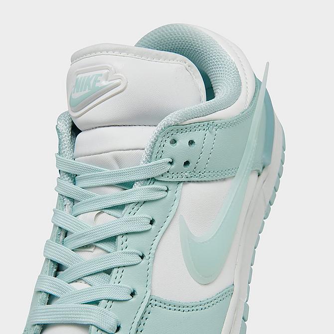 #SneakerScouts The Nike Women's Dunk Low Twist 'Jade Ice' is now available via @FinishLine! |$120| #ad @Nike >>> ow.ly/BokI50PBIwL
