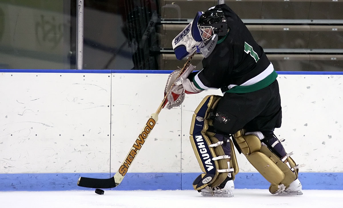CrossIceHockey's tweet image. Your Goalie Leaves the Net Explained
More often than not, goalies face more scrutiny than skaters do. Here’s when a goalie might leave the net. #Hockey #Goalie #Crease #BackupGoalie #EBUG bit.ly/3YWOQiH