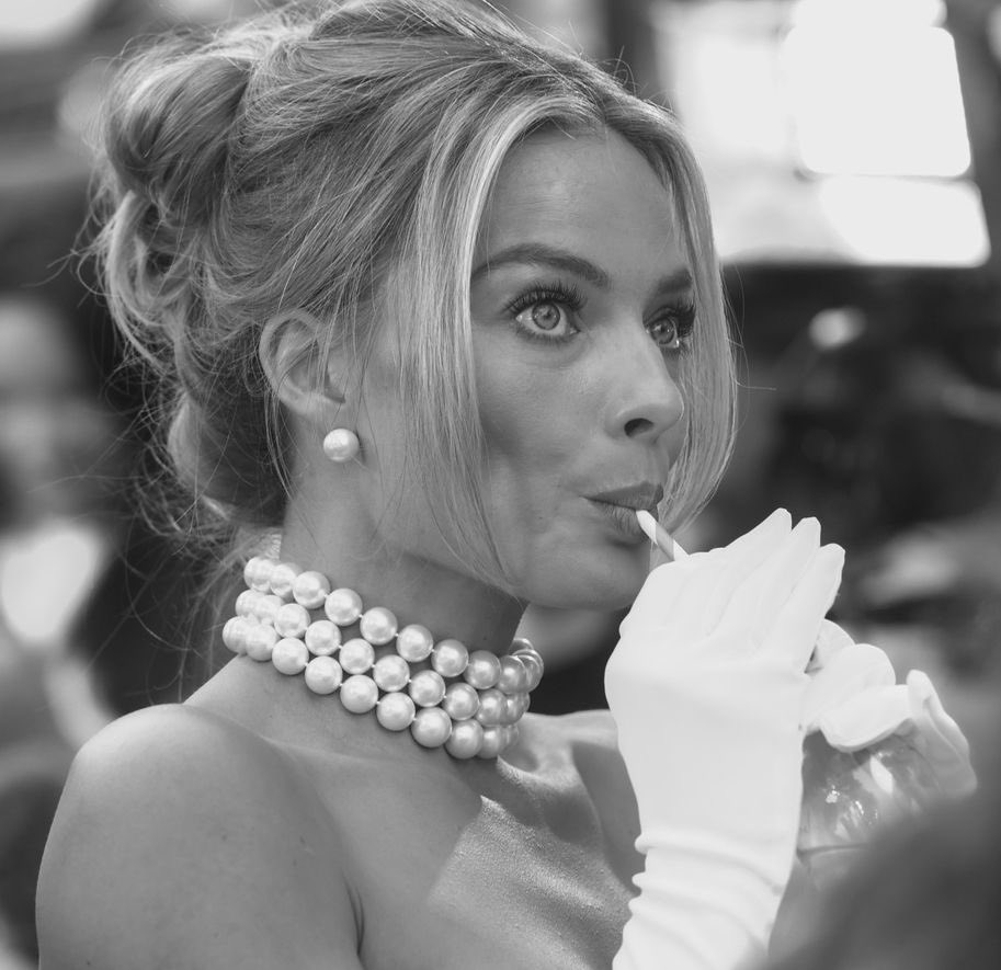 THIS Margot Robbie photo has my heart.