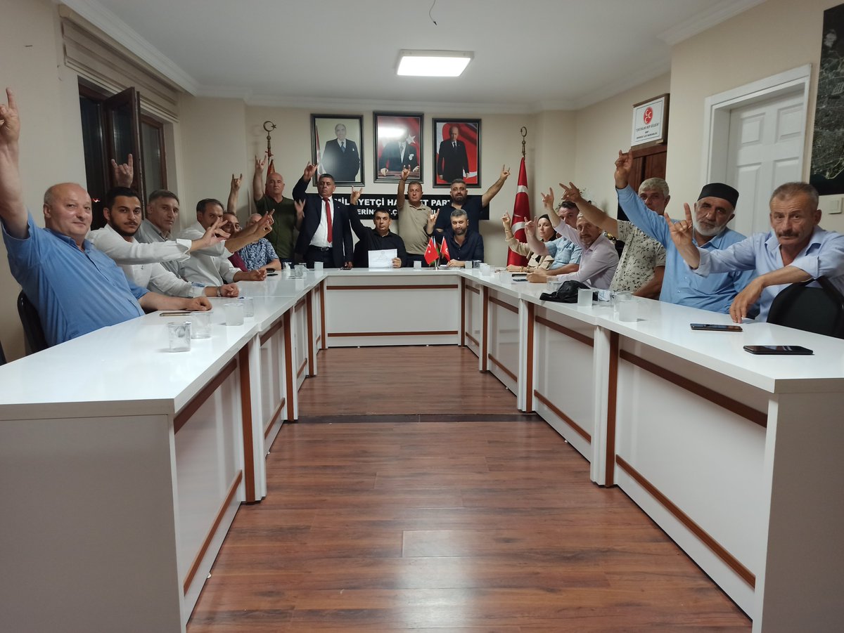 MhpDerince's tweet photo. Milliyetçi Hareket Partisi Derince İlçe Teşkilatı olarak haftalık toplantımızı gerçekleştirdik. Birliğimiz daim olsun, birlikte rahmet ayrılıkta azap vardır. https://t.co/pAEsPKed8z