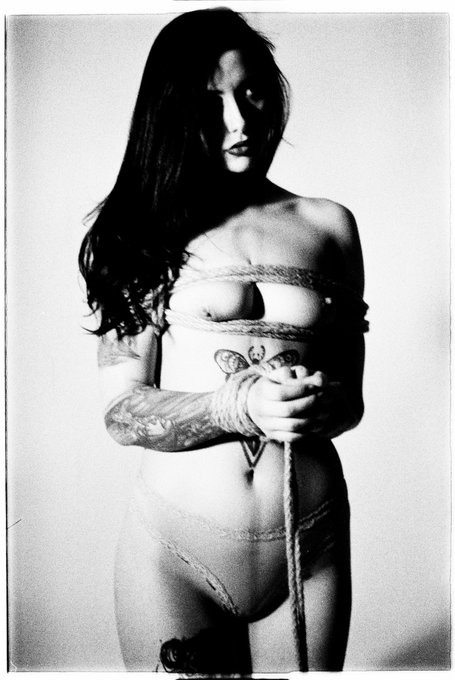 1 or 2? https://t.co/9165A6rNMA