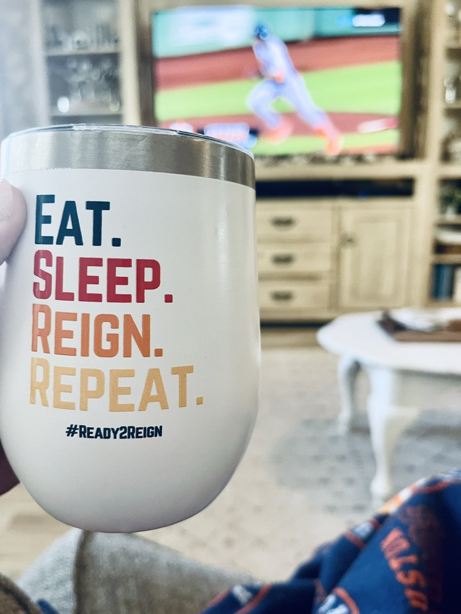 lrut89's tweet photo. Felt like a good day to bring out my #Ready2Reign tumbler from @HoustonSportsA cheers 🥂 and #GoAstros 💙🧡 https://t.co/OhuXBDmLmJ