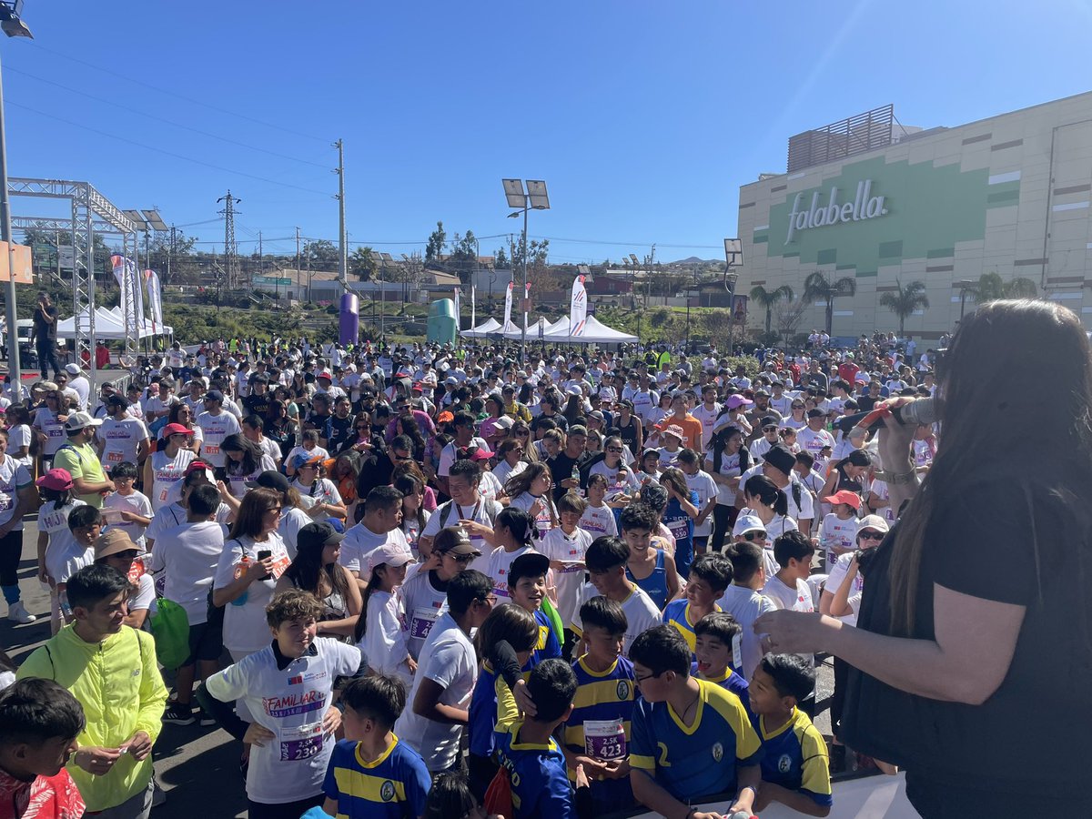 87jpino's tweet photo. Ovalle 🏃‍♀️🏃 https://t.co/6bPBbVOD6n