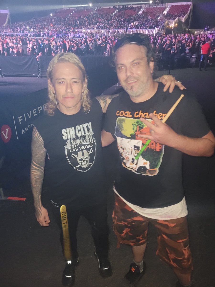 dragongambit2's tweet photo. @MeegsOfficial fkn epic https://t.co/ulDBT2cOzs