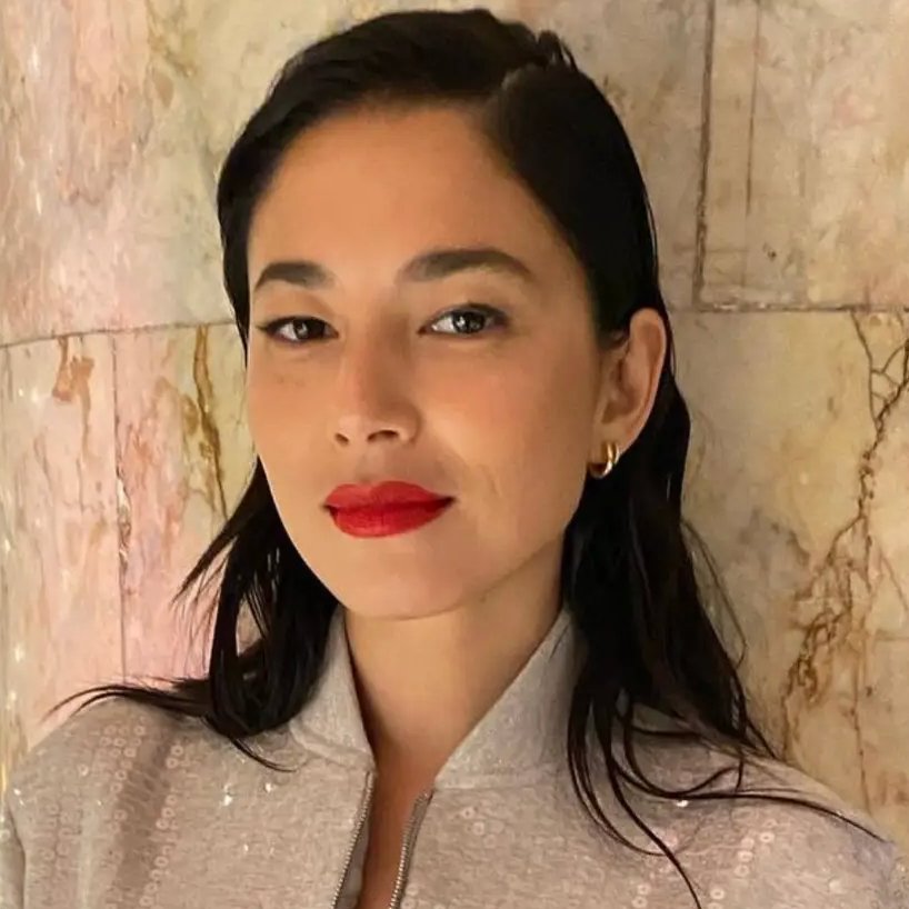 Jessica Gomes Maybach Music