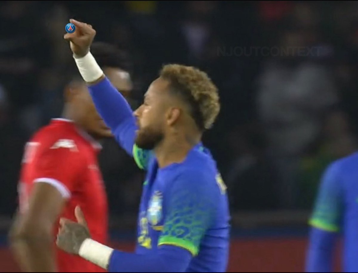 njoutcontext's tweet photo. é o que aquilo ali pequeno na mão do neymar? ata KKKKKKKKKKKKKKKKKKKKKKKKKKKKKKKKKKKKKKKKKKKKKKKKKKKKKKKKKKKKKKKKKKKKKKKKKKKKKKKKKKKKKKKKKKKKKKKKKK https://t.co/Ruc0ZquUst