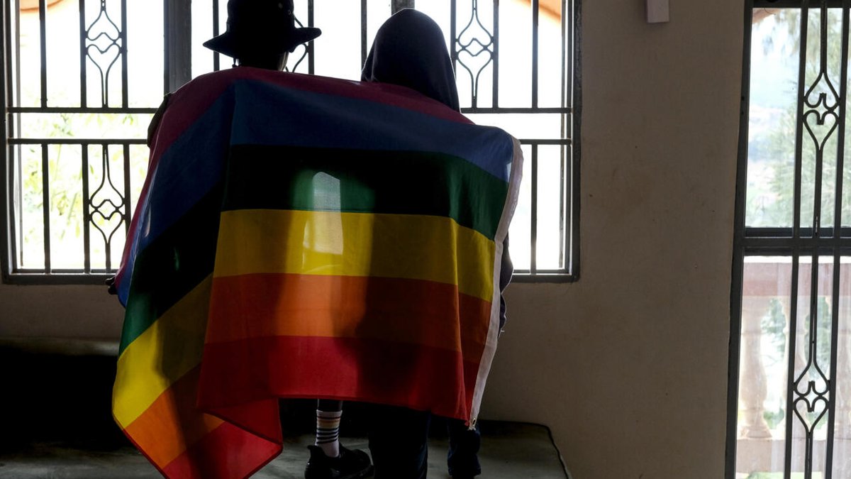 Ouganda: un homme de 20 ans inculpé pour «homosexualité aggravée» encourt la peine de mort rfi.my/9t30.x