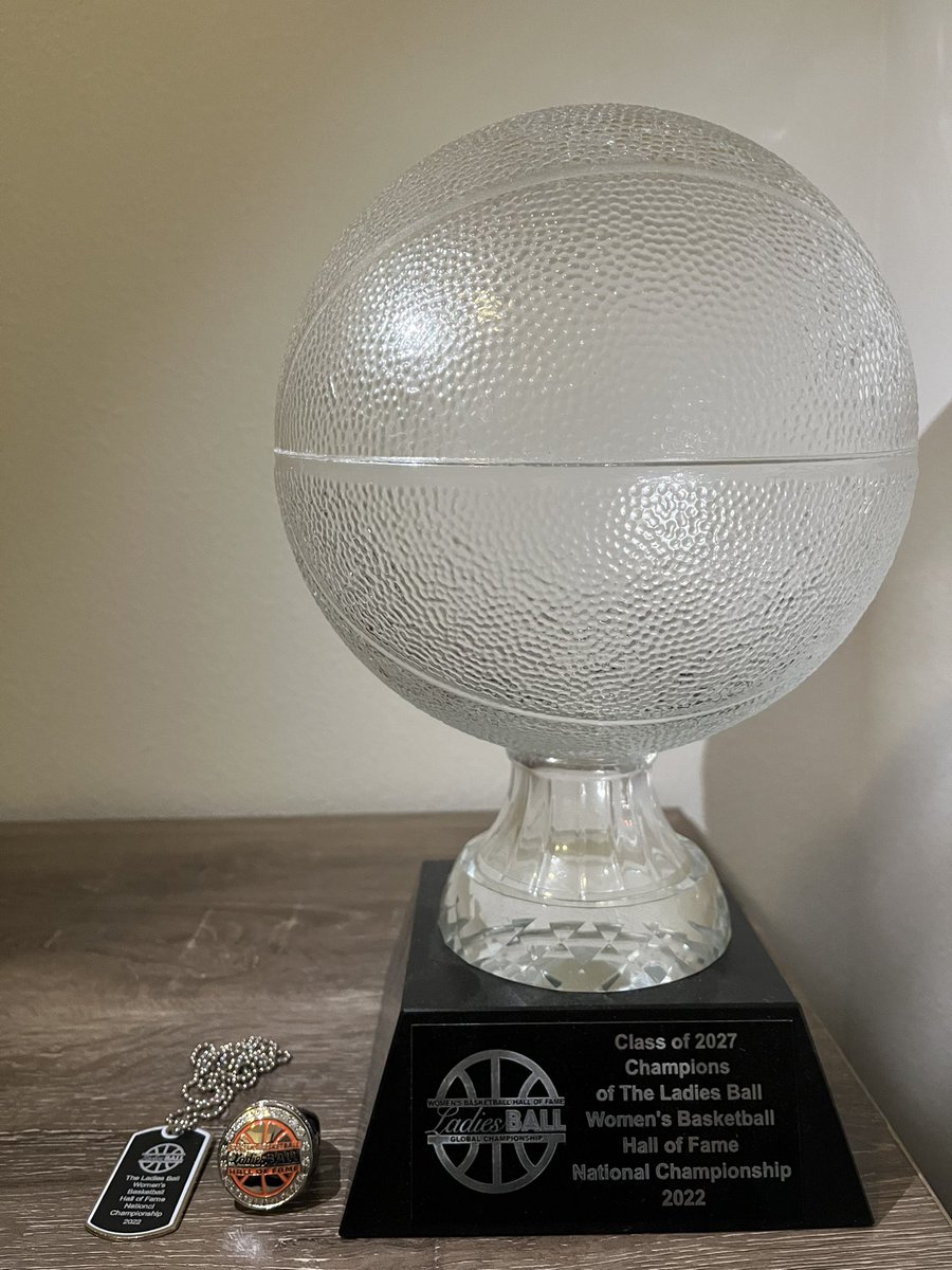 Just received this beautiful ring from @calltotheball after our @nwblazershoops 2027 team won that gorgeous national championship trophy‼️They’ve partnered with @WBHOF to put on GREAT events that honor the pioneers of the women’s game and showcase the future of women’s basketball