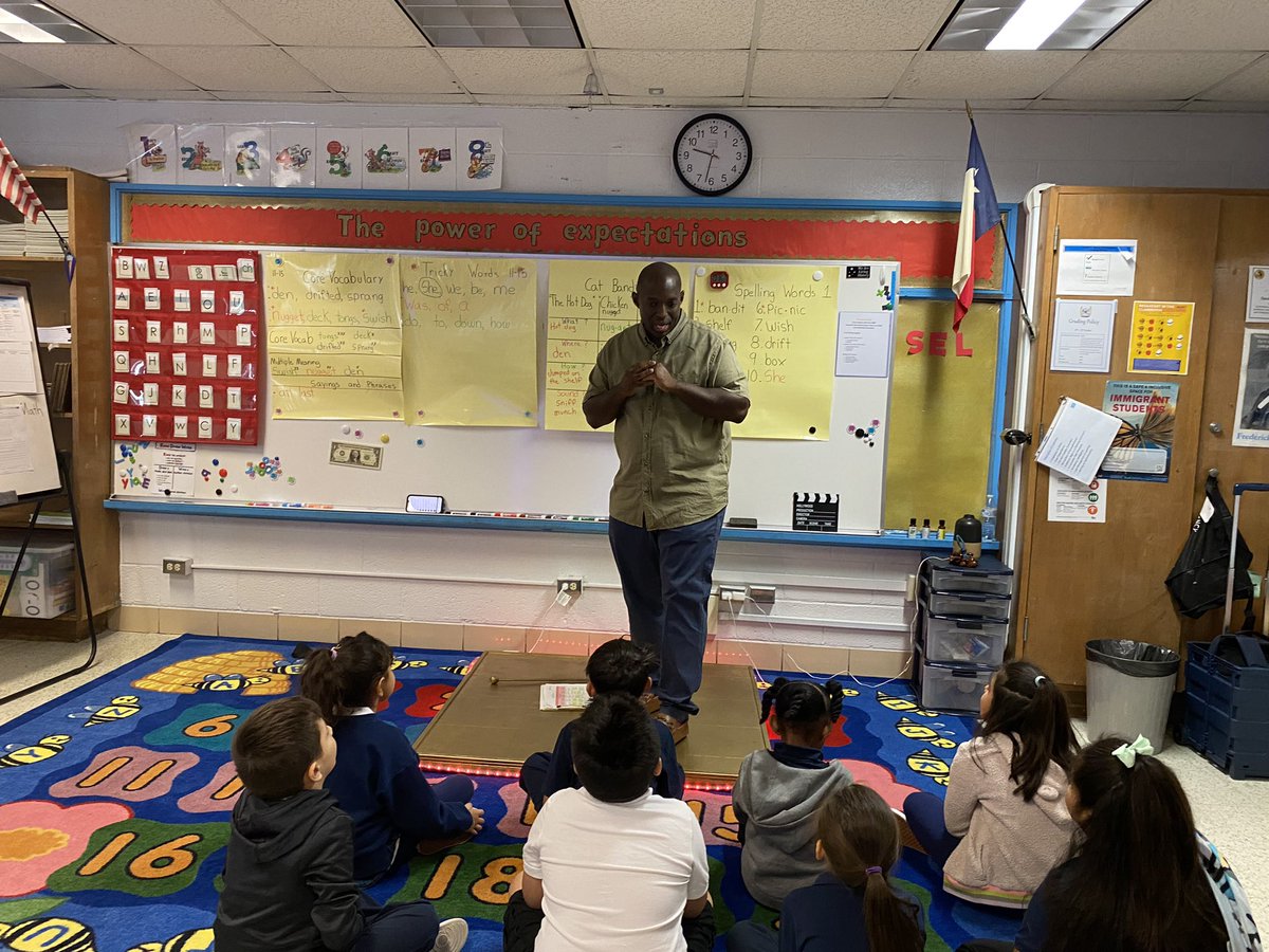 benfordisd's tweet photo. Got a chance to witness greatness today in the classroom of the 2021 Texas Teacher of the Year! Deep discussion, rich content, and elementary school kiddos making inferences, drawing conclusions and discussing Greek mythology. Thanks for letting me crash, @Erichale1979 https://t.co/452X418933