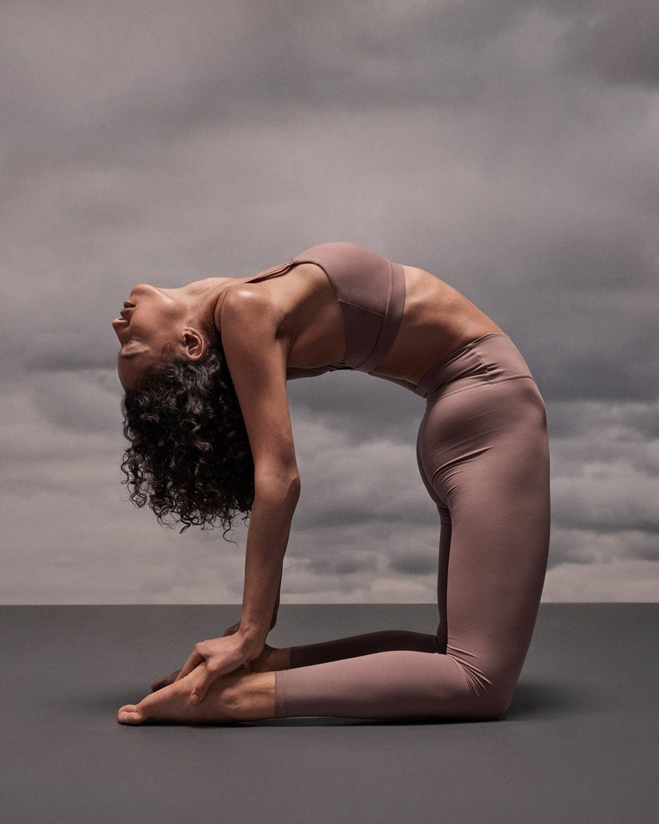 hmmexico's tweet photo. ☁️ RECIÉN LLEGADA ☁️ The SoftMove™ es la colección de yoga que soñaste. Conócela en tiendas y en línea: https://t.co/r10i3hhB7l #HMmove #HoweverYouMove https://t.co/NjKIDiwGK8