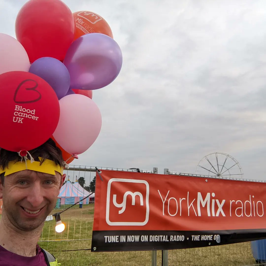 sillyhatrunner's tweet photo. My last run @YorksBalloon hosted by @theyorkmix .  
#running in #silly #hats for @bloodcancer_uk since May  to prepare for @PunkPantherUM #Nidderdale Way #Ultra on 21st Oct.
Here's my fundraising page: 
https://t.co/d5N84x2Hfe
#charity  #fundraising #donate @castle_howard https://t.co/ALtncMFET6