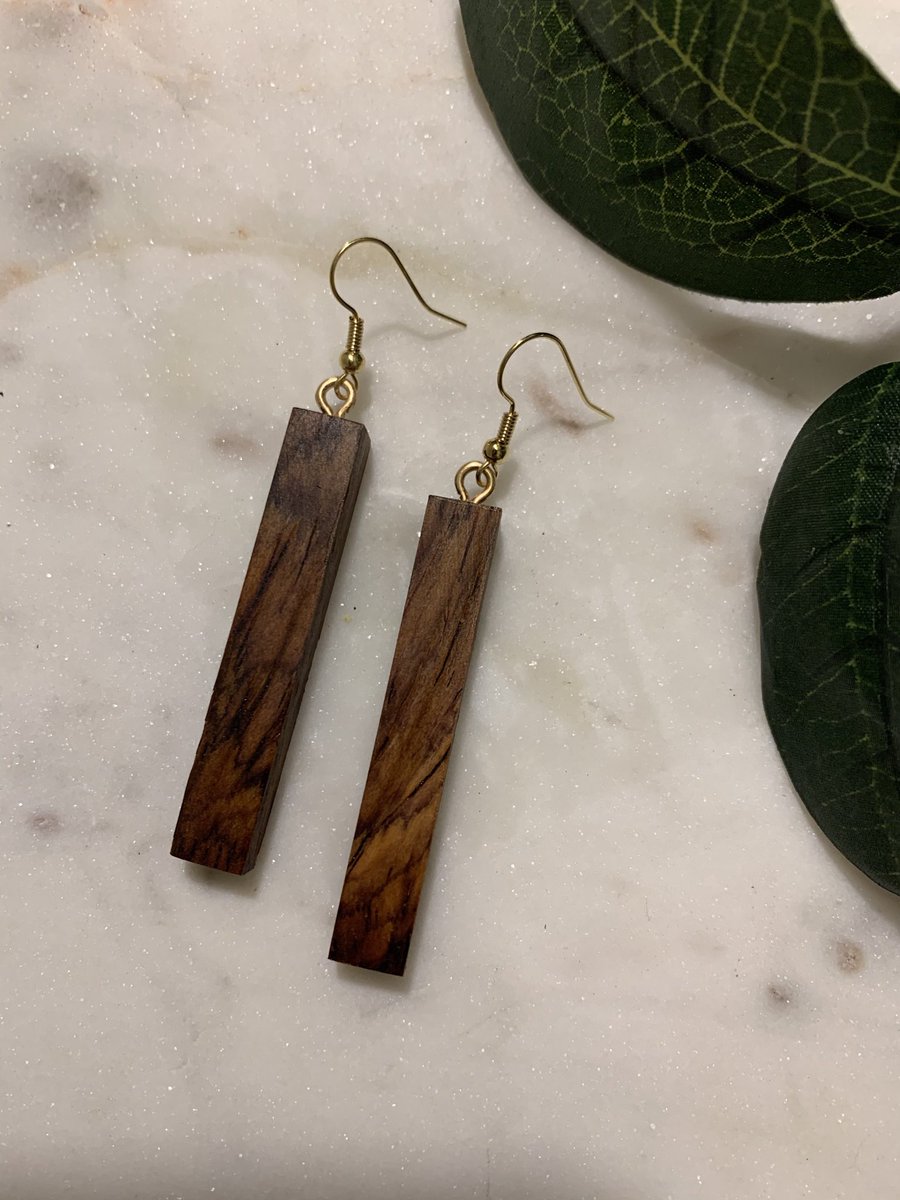 McEvoyMade's tweet photo. Love the beautiful sets cocobolo always puts out! #mcevoymade #shopsmall #necklace https://t.co/K3KwrwMpM9