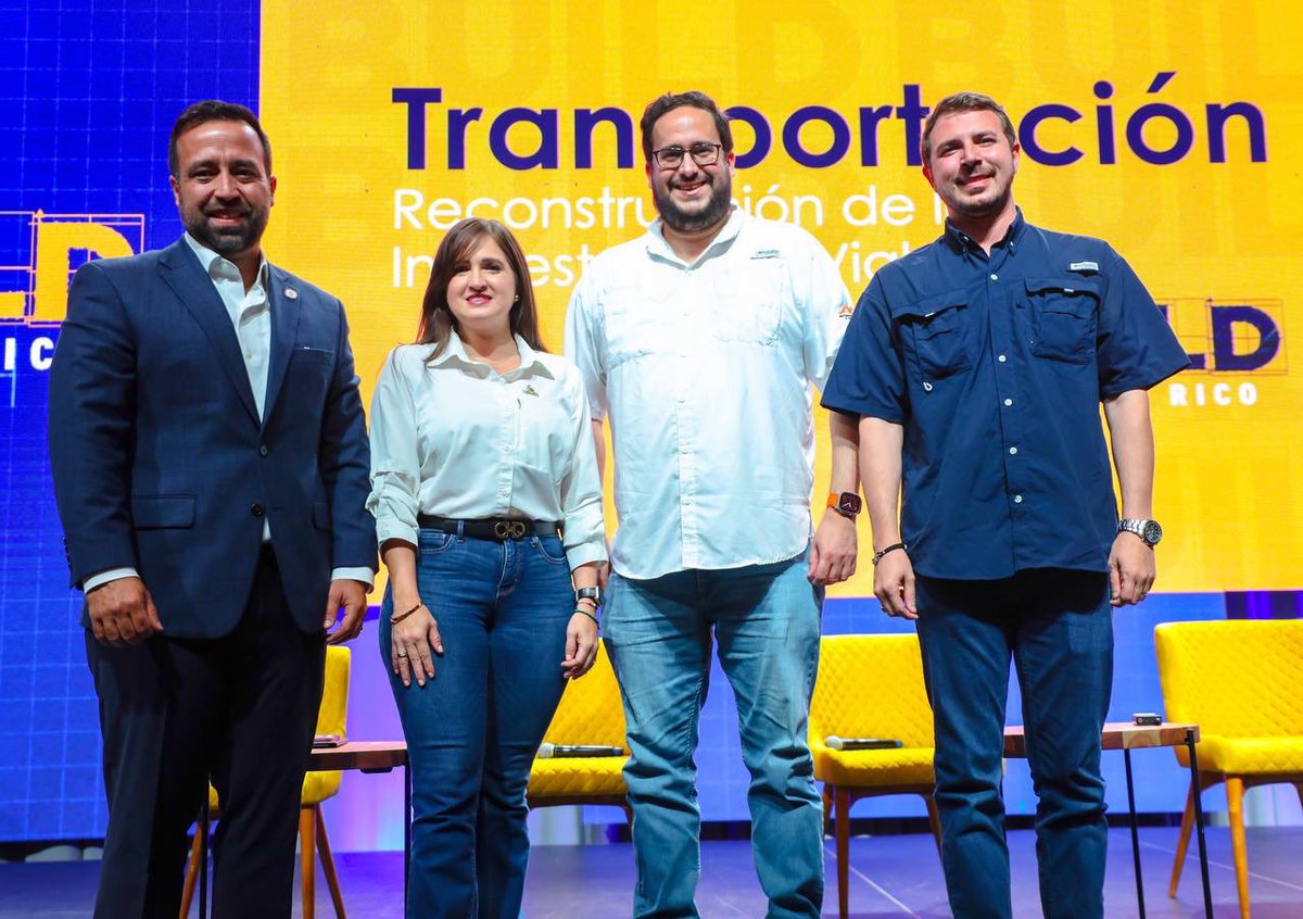 PuertosPR's tweet photo. El @prdirpuertos participó en el Panel de Transportación: Reconstrucción de la Infraestructura Vial de #BUILDPR, en el que compartió con @prdiraafaf y otros funcionarios los detalles más recientes del programa de reconstrucción de @PuertosPR.
@lafortalezadepr 
@Cor3pr
@prdircor3 https://t.co/0lPkUXejo8