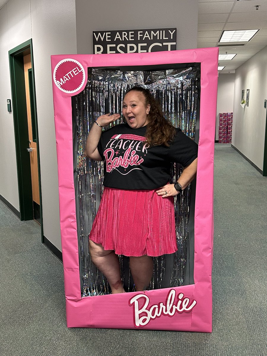 derby_moore's tweet photo. Loving my best Barbie life!! I mean as an 80’s girl I feel this spirit day was made for me!! #TeacherBarbie #Kenough #WeAreReynolds #ProsperProud https://t.co/hy0a9aP3GA
