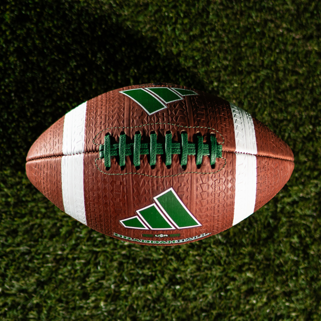 BigGameUSA's tweet photo. The BraddahBall was inspired by Hawaiian heritage; the Maui fires give it so much more significance. 100% of the profits of this ball will be donated to the University of Hawai’i Foundation to support the islands. Purchase at https://t.co/kDQLjDfi1n #BigGame #MauiStrong #Lahaina https://t.co/fu4dT3qGF0