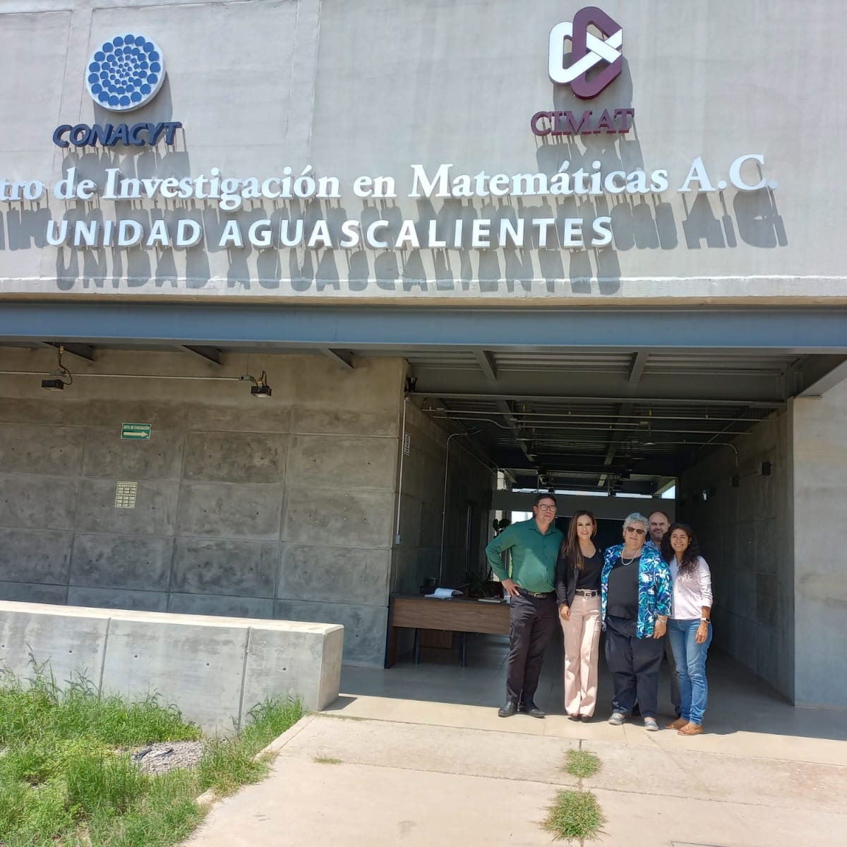 📢Reunión de la Mtra. Ana Claudia Morales, Directora General del Instituto de Ciencia y Tecnología del Estado de #Aguascalientes, con integrantes de CIMAT Aguascalientes y <a href="/cimat_zacatecas/">CIMAT Zacatecas</a>, para desarrollar un programa de trabajo en beneficio de la niñez y jóvenes.