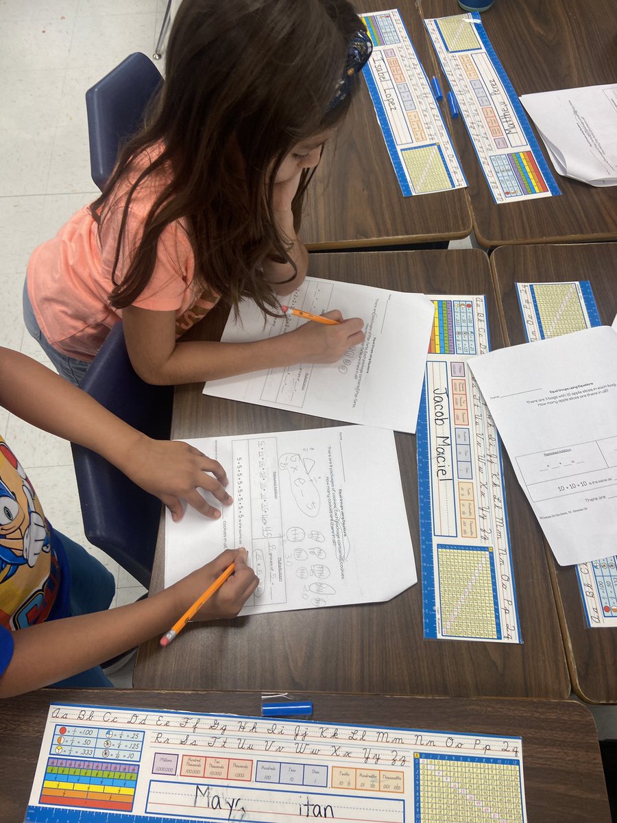 MsFernandez14's tweet photo. Our kids are rocking their multiplication strategies, especially using the GET triangle. Finished the day with some low floor/ high ceiling tasks by playing PIG 🐷 #beastar @NISDMichael @NISDMaCGT https://t.co/uLA0qhHPan