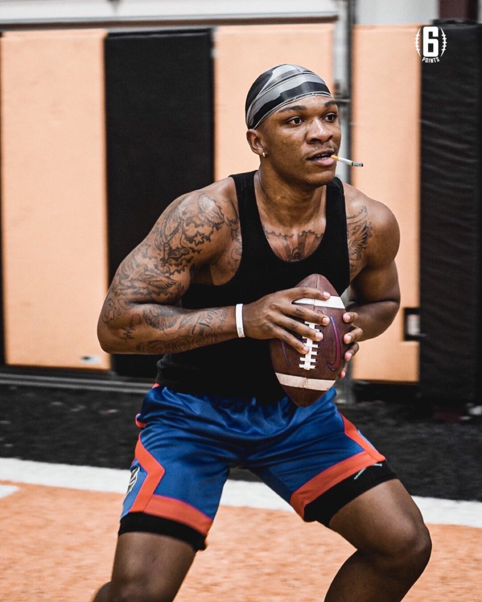“JT, ET, ChatGPT, don’t matter. Colts in 4.”