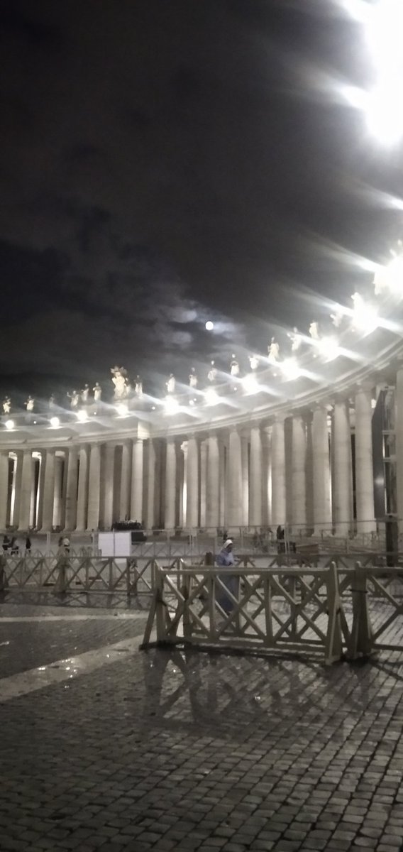 FBinacchi's tweet photo. Buona Santa Notte. https://t.co/bmqvV5ybHP