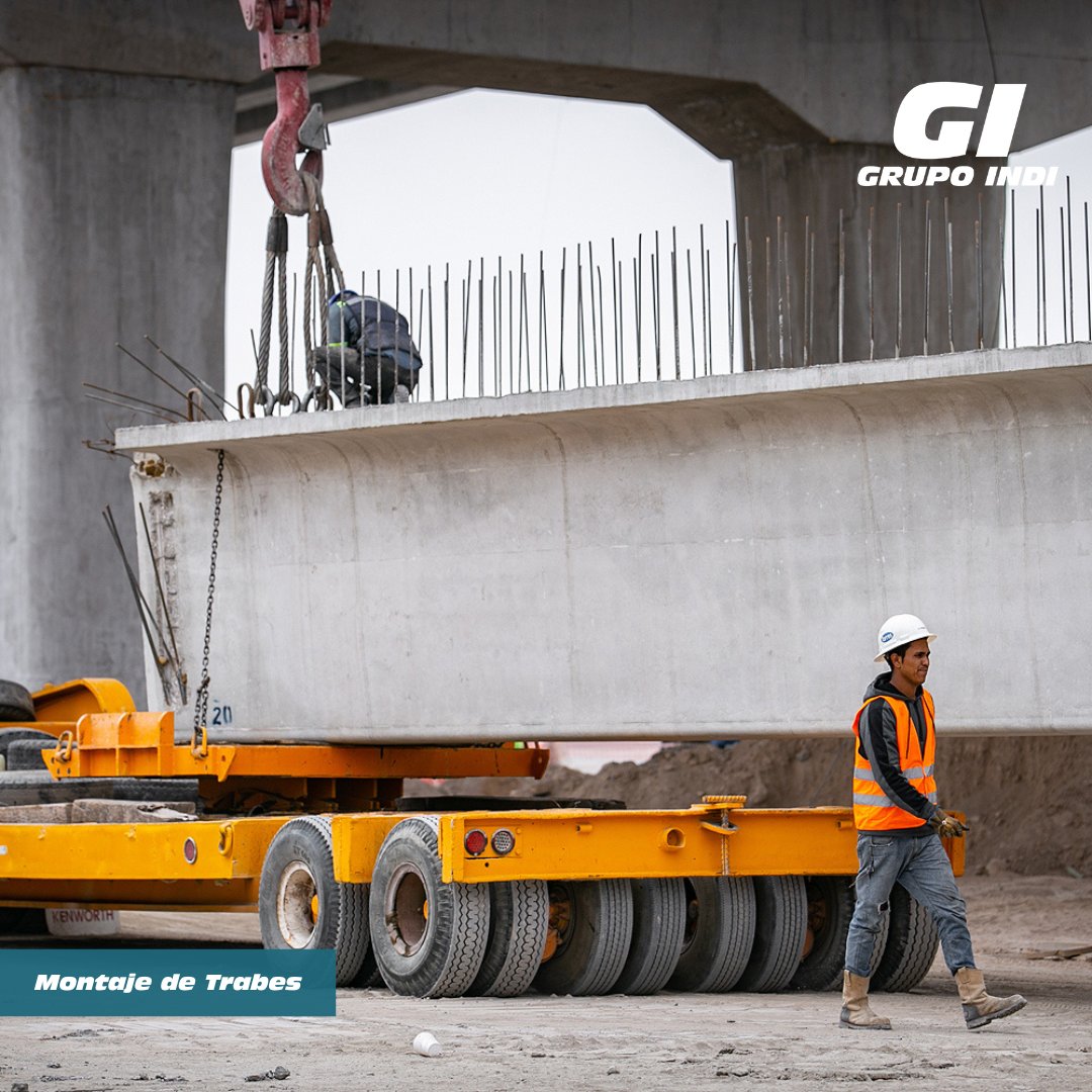 GrupoIndi's tweet photo. 🏗️ El montaje de #trabes es el momento en que estructura y progreso convergen. Con maestría, nuestros #especialistas colocan las trabes, cimientos de futuras #obras grandiosas. https://t.co/0aDmBczU02