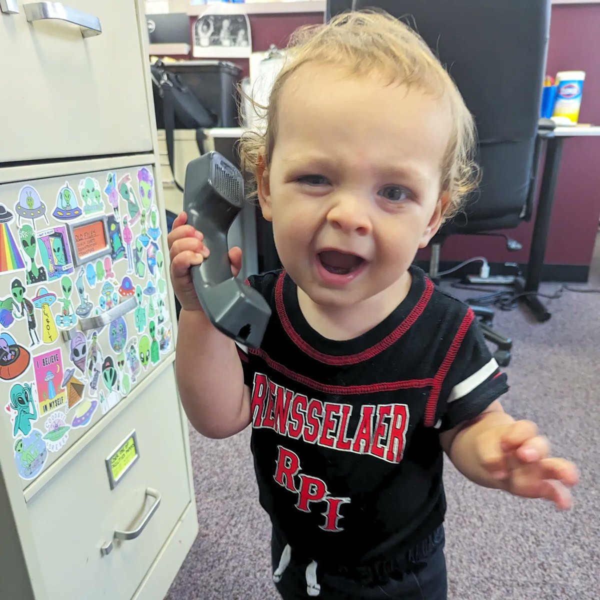 immrsmojorisin's tweet photo. Walter is ready and able to help keep Eastern Athletics ahead of the game! Thanks for coming to visit momma today! #waltergeorge #govikings #futureAD @easternviking https://t.co/qHZn3Xgx7C