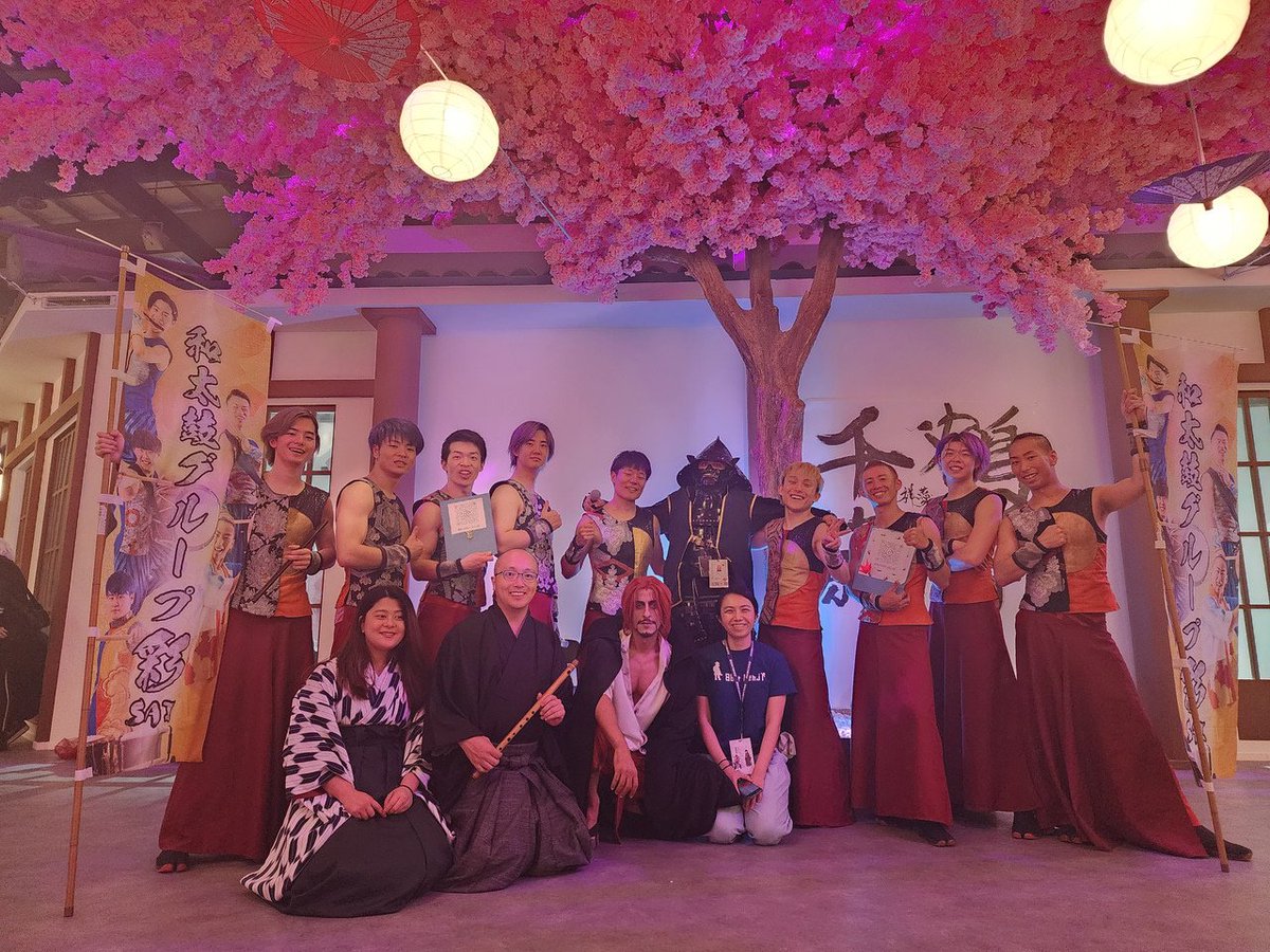 issai_taiko's tweet photo. サウジにて、最後のパフォーマンス終了！！
End of the last performance！

#和太鼓彩 
#一彩 
#太鼓 
#和太鼓 
#サウジアラビア https://t.co/GLu2chNGMt