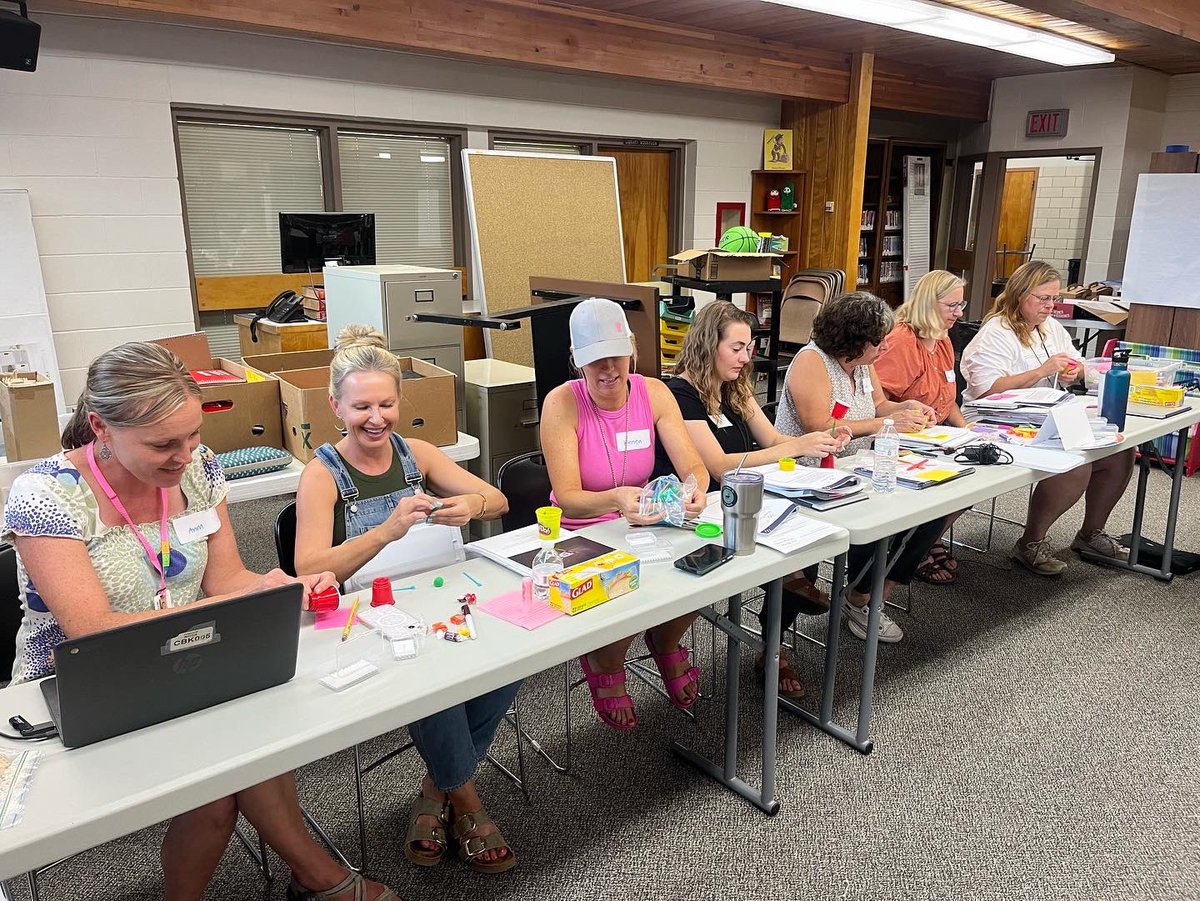 ChangeMaker_s's tweet photo. Innovation is the fuel that propels education into uncharted territories, inspiring students to dream, explore, and create ✨

North Heights Christian Academy, you are truly fostering a culture of innovation for your students ✨ We are inspired by you all!! https://t.co/mqww6vZTyY