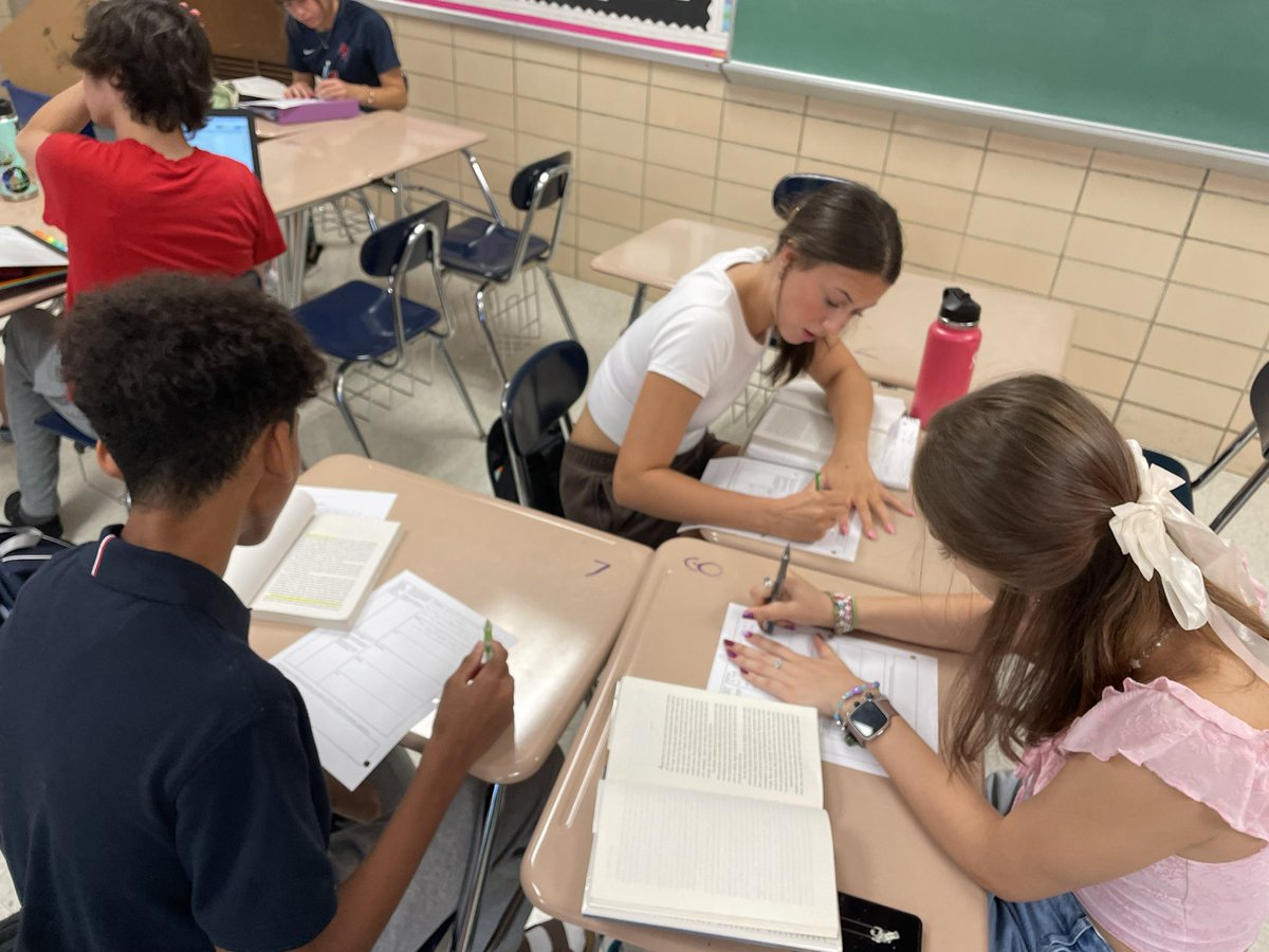 AP students locked in working with our summer text: Noah’s Born a Crime. Great read and great students! #itsworthit <a href="/PeteScully1/">Pete Scully</a> <a href="/Trevornoah/">Trevor Noah</a>