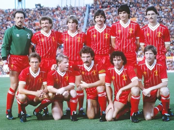 LFCHistoryShow's tweet photo. THE BOYS THAT BEAT ROMA IN ROME.
Grobbelaar, Kennedy, Dalglish, Lawrenson, Hansen, Rush; Neal, Lee, Souness, Johnston, Whelan. This Liverpool side that won European Cup number 4 in 1984 are Legendary! 🏆🏆🏆🏆#LFC #YNWA #rome #LiverpoolFC #italy https://t.co/XErzu3re6g