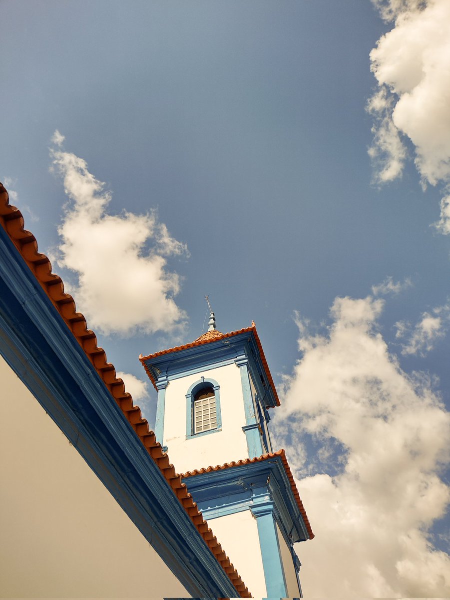 SamuelGuerra_'s tweet image. Azul e branco

Junho de 2023

#setelagoas #minasgerais #mg