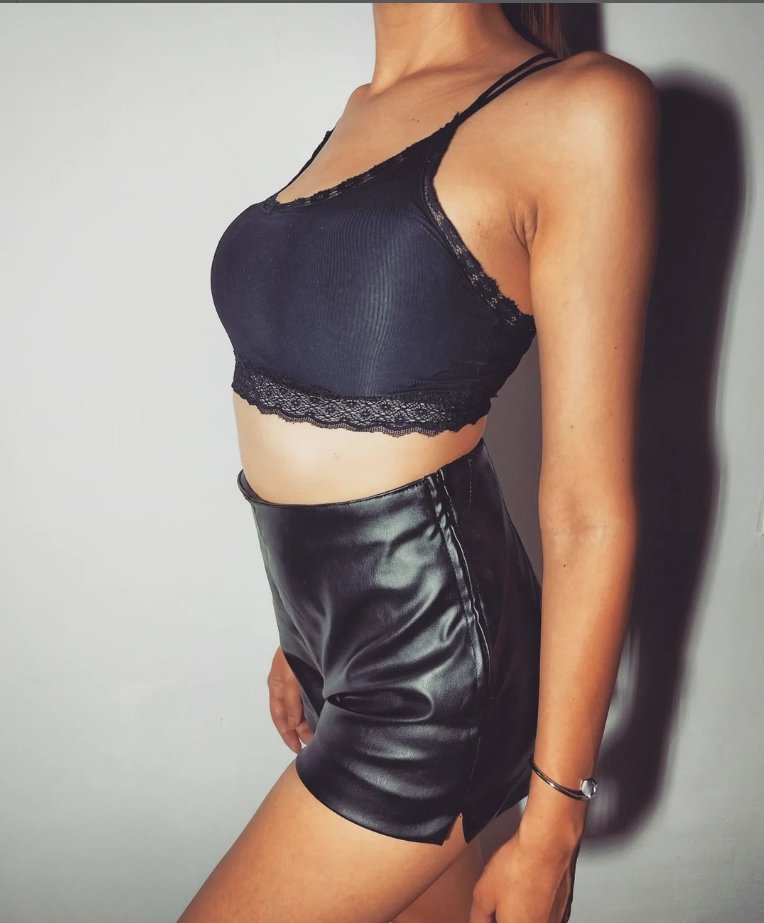 KinkyMotionz's tweet photo. #leatherfashion #leather #leatherpants #fashion t #leatherleggings #leathergoods #leathercraft #leatherlove  #leatherskirt #leatherjackets #leatherwork   #leathergirl #latex #latexleggings #leatherlook  #shinyleggings #blackleather  #leatheroutfit  #leatherfetish #leathershorts https://t.co/Jw8IRrgTDt