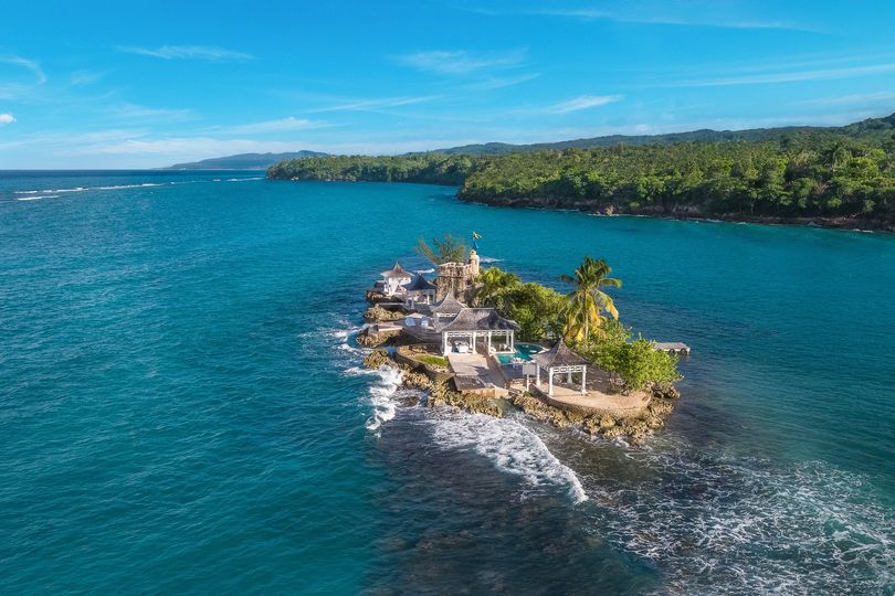 At Couples Resorts romance is effortless when everything is included. Couples Tower Isle in Ocho Rios, Jamaica is a sun-splashed playground with its own private island. Let’s put together your dream travel experience! #CouplesTowerIsle #OchoRios #Jamaica #spa #CouplesResorts