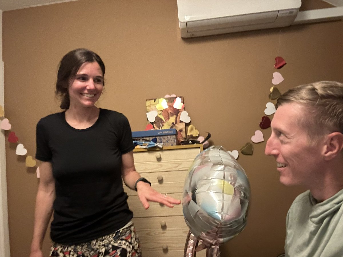 MarcIsTraveling's tweet photo. Day 336: Bishkek-> Istanbul -> Amsterdam (hang key on wire, last cash on donut/vending machine candy, both boarding pass on single ticket), train to Delft (help cash only guy buy ticket), boat pickup! + canal cruise thru old city w snacks/beer, bike home, wedding deco/cookie https://t.co/frc2TLylXm