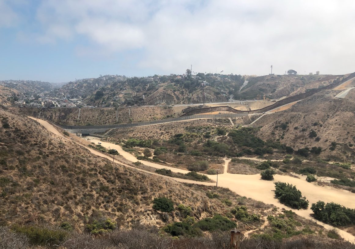 MayorToddGloria's tweet image. Thank you @SenFeinstein and @SenAlexPadilla for calling for emergency federal funding to address the ongoing disaster in the Tijuana River Valley.

I support this request to alleviate the pollution in our communities and repair our South Bay Water Reclamation Plant. #ForAllofUs
