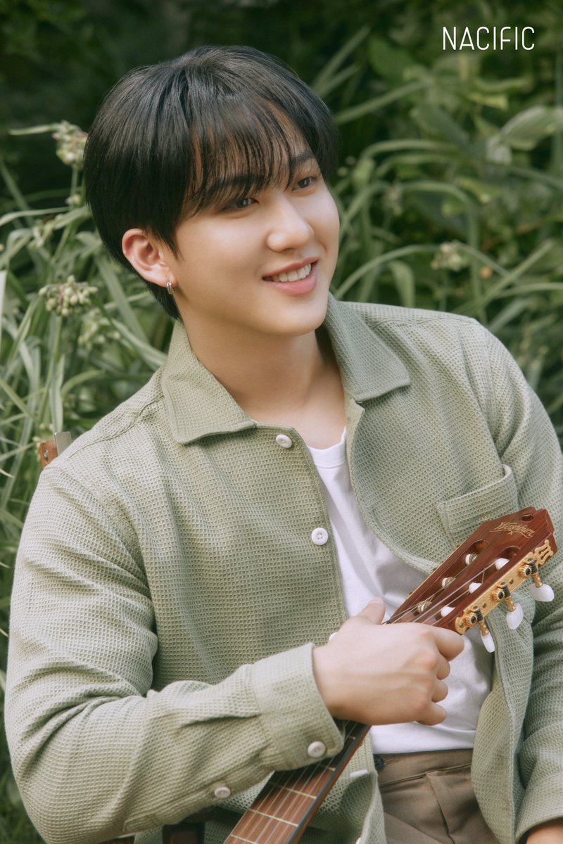 KrNacific's tweet photo. 𝗡𝗔𝗖𝗜𝗙𝗜𝗖 𝗫 𝗦𝘁𝗿𝗮𝘆 𝗞𝗶𝗱𝘀

𝗩𝗲𝗴𝗮𝗻 𝗕𝘂𝘁𝘁𝗲𝗿 𝗕𝗮𝗹𝗺🌿 

창빈's Pick! 𝐋𝐘𝐑𝐈𝐂𝐒
달콤하고 부드러운 우아한 향💚 

#네시픽 #스트레이키즈 #창빈 #비건버터밤
#nacific #StrayKids #Changbin #butterbalm https://t.co/kAESXWO0B8