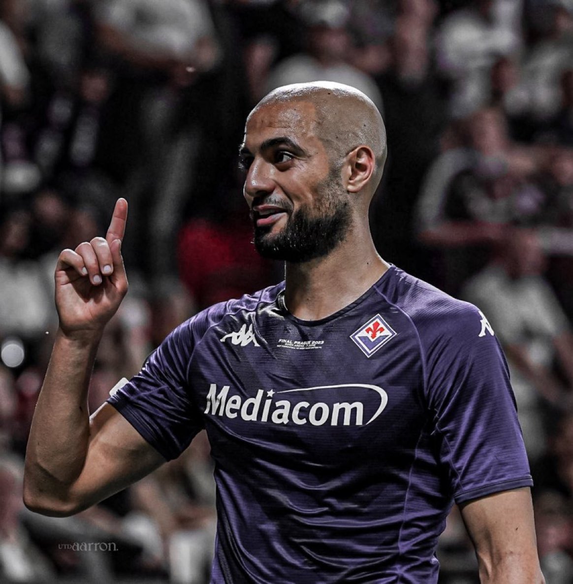 fabrizoromanoz's tweet photo. 🚨🔴Exclusive!
Who should be signed first; Amrabat or Hojbjerg?

Repost for Sofyan Amrabat and likes for  Hojbjerg. Marc Cucurella still  in Manchester United signing plan #MUFC https://t.co/SIXeRq20CJ