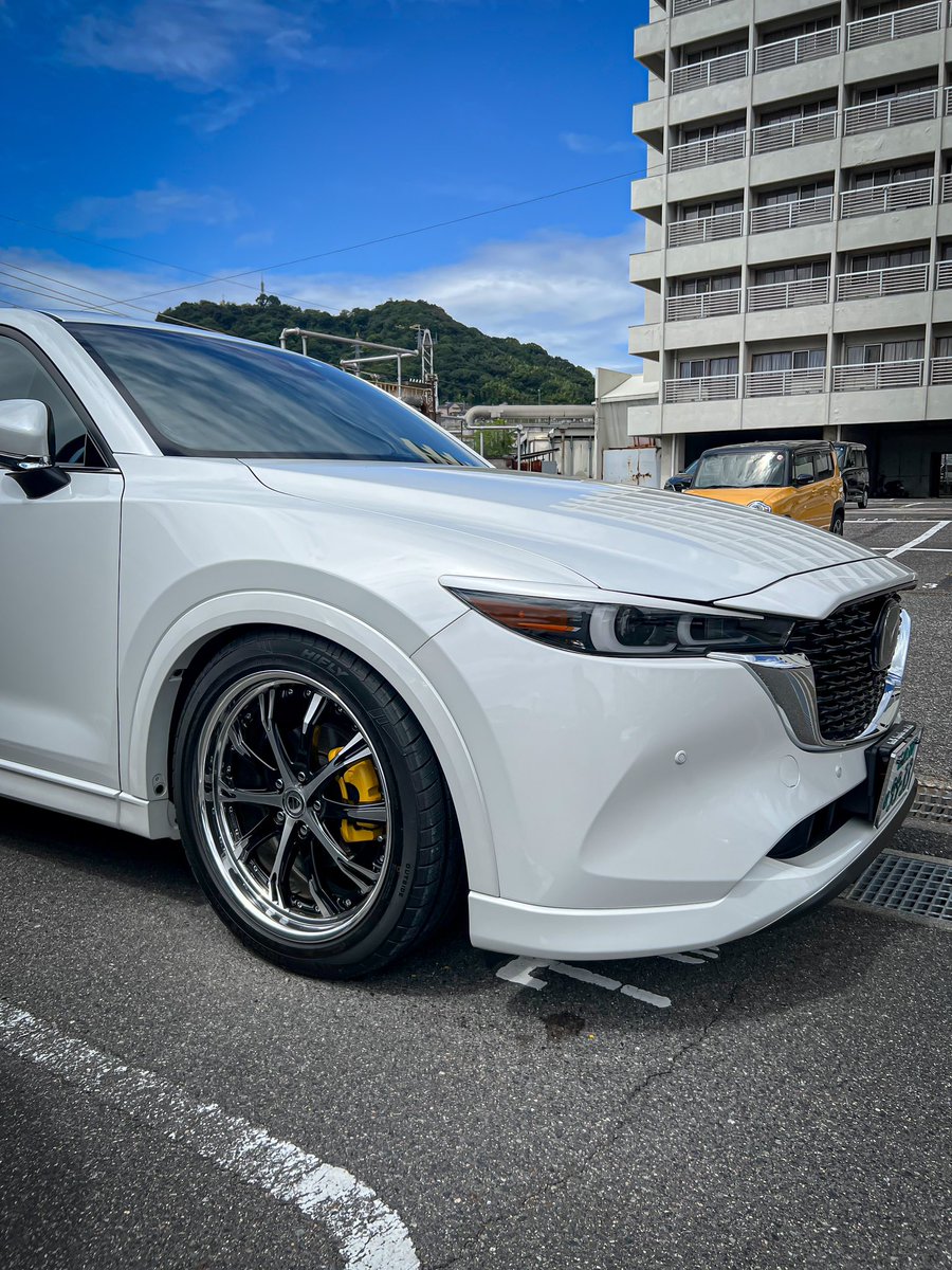 sakyo_0816's tweet photo. #cx5  
ブレーキキャリパーが黄色くなりました✨ https://t.co/7m41sFHjrJ