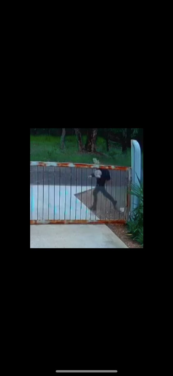 Arson is a serious crime that can attract significant penalties.

Help reduce arson and fires in Collie!

Do you know this person, or seen this vehicle? We need your help, contact crime stoppers on 1800 333 000 and quote reference 280823 1300 16262
#fb #Colliepolice