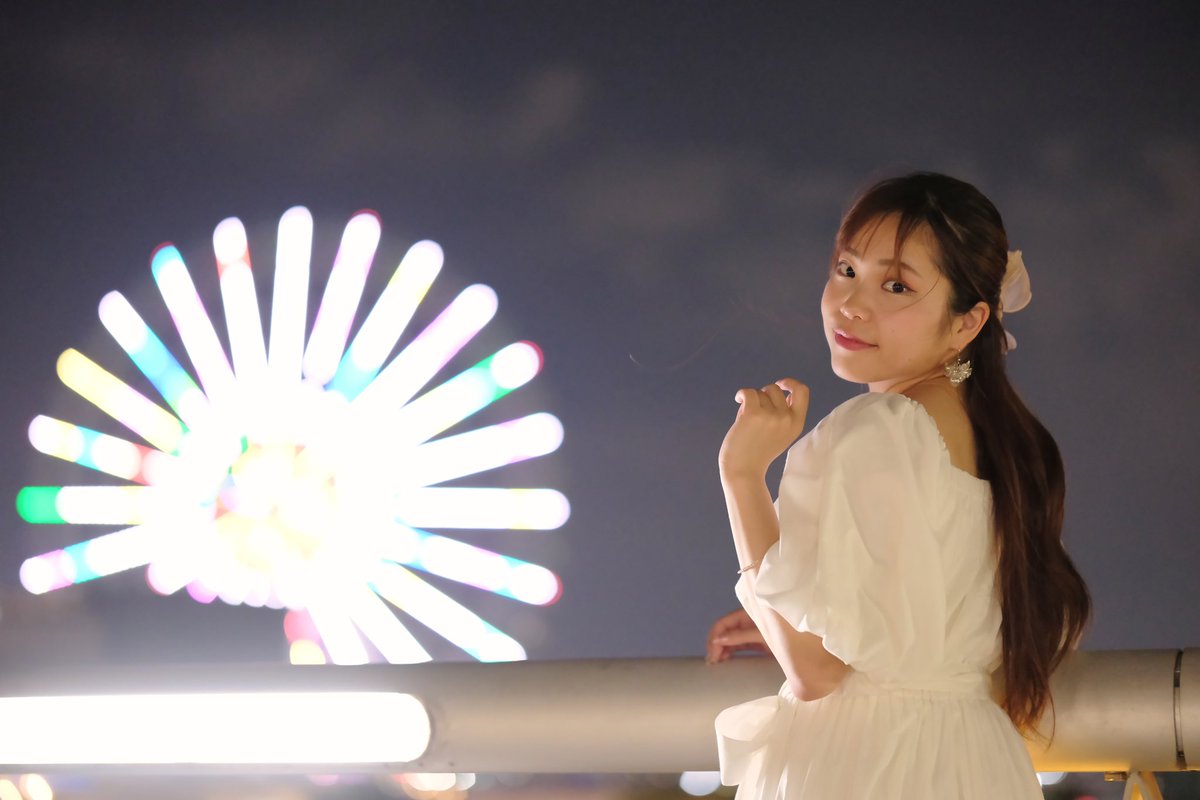 夜に天使が舞い降りた🌙*.

📸camera▶︎ <a href="/tara03250325/">てぃら★</a>  さん

夜の撮影難しいのに背景のキラキラとこんなに合うことあるんですか？😳
久しぶりの撮影楽しすぎました🙏

 #カメラマンさんと繋がりたい  #撮影会モデル  #撮影会  #夜撮  #美マージュ  #名古屋撮影会