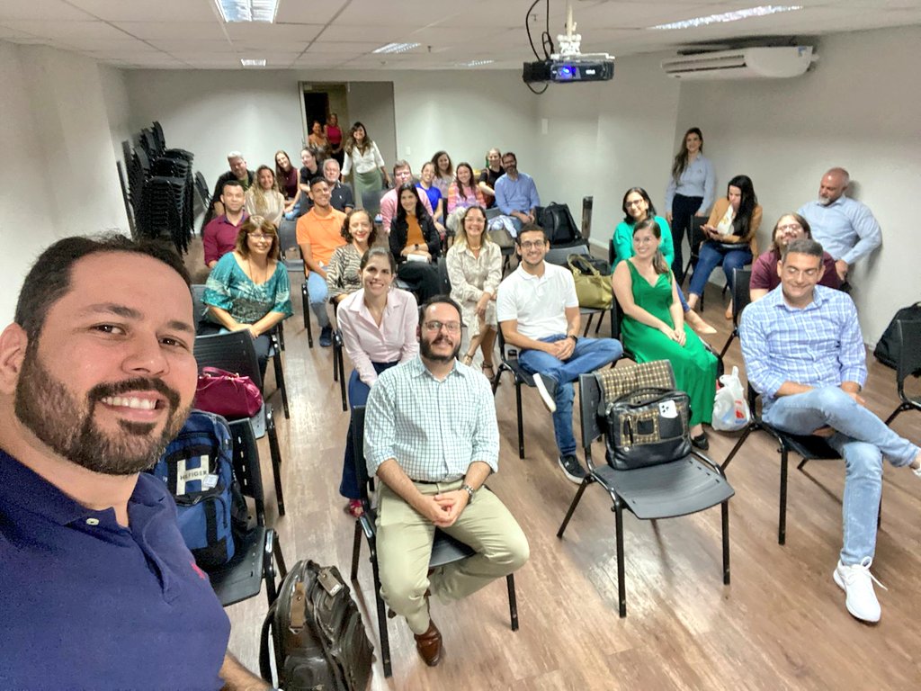 SbggAlagoas's tweet photo. Excelente Reunião Científica do mês, abordando a Pscicogeriatria com tema: Tratamento de Transtorno Bipolar em pessoa idosa, ministrada pelo médico psiquiatria  Prof Dr Valfrido Leão. https://t.co/XR7S9YKiYk